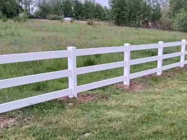 Residential Vinyl Split 3 Rail Fence Installation Company in Indianapolis Indiana